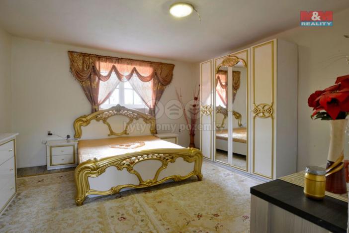 Prodej rodinného domu, Smidary, Hradčany, 280 m2