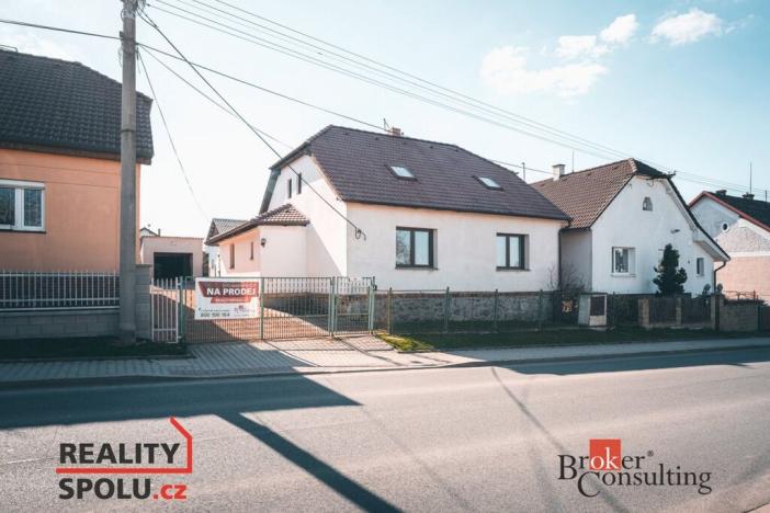 Prodej rodinného domu, Litohlavy, 340 m2