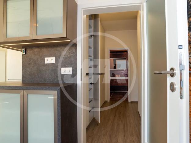 Prodej bytu 4+kk, Praha - Michle, U plynárny, 88 m2