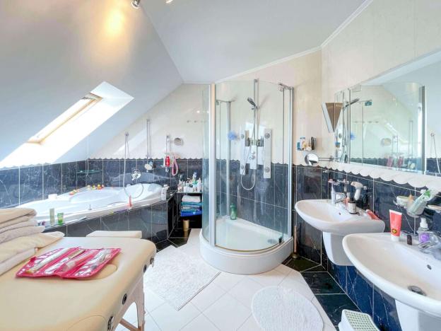 Prodej rodinného domu, Klínec, 345 m2