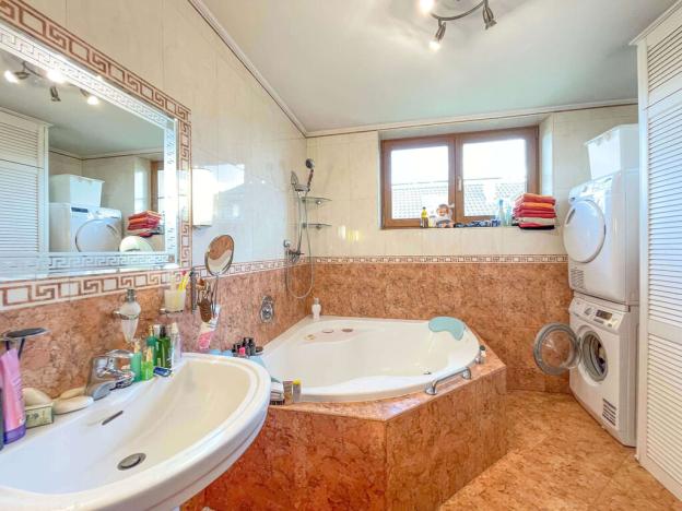 Prodej rodinného domu, Klínec, 345 m2