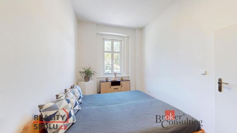 Prodej bytu 2+kk, Karlovy Vary - Stará Role, Svobodova, 62 m2