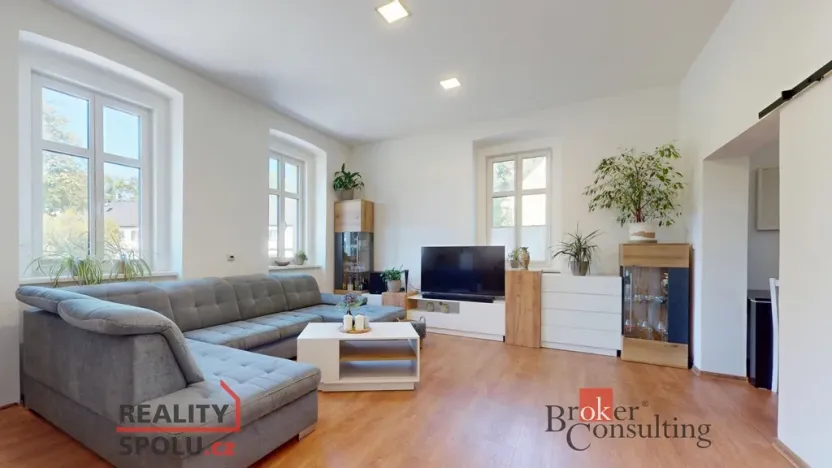 Prodej bytu 2+kk, Karlovy Vary - Stará Role, Svobodova, 62 m2