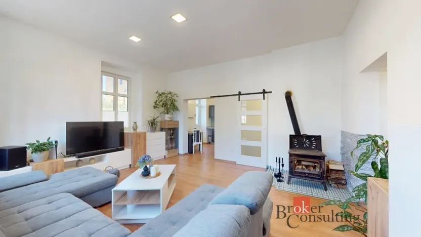 Prodej bytu 2+kk, Karlovy Vary - Stará Role, Svobodova, 62 m2