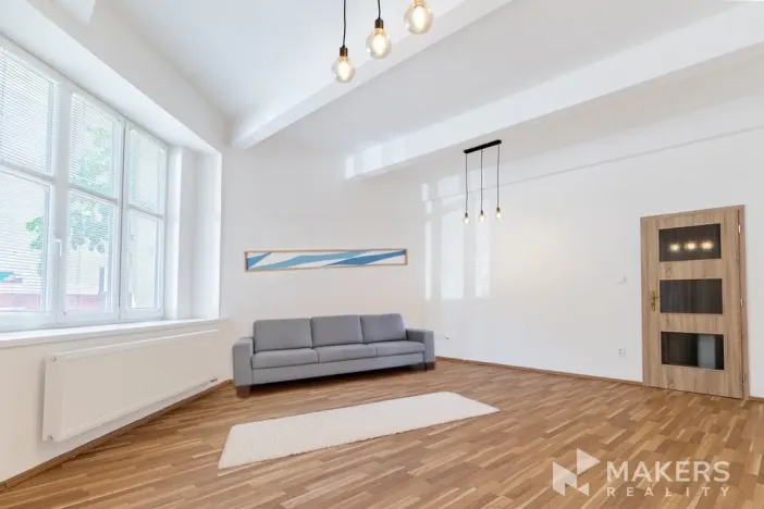 Prodej bytu 1+1, Praha - Vinohrady, Lucemburská, 56 m2