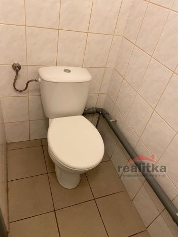 Pronájem obchodního prostoru, Opava - Předměstí, Sadová, 500 m2