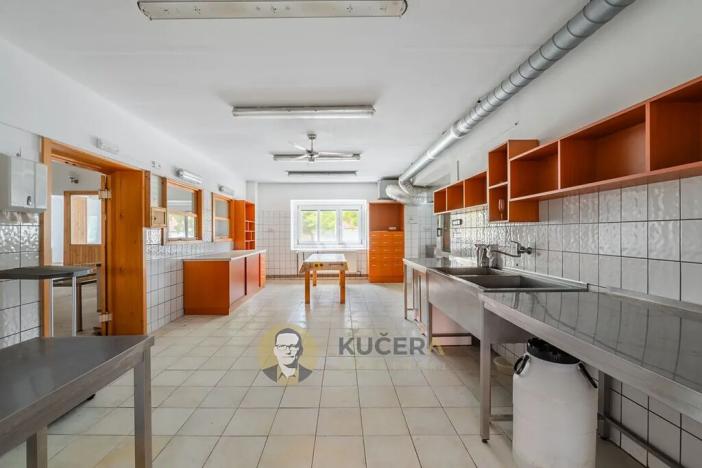 Prodej rodinného domu, Velká Chmelištná, 550 m2