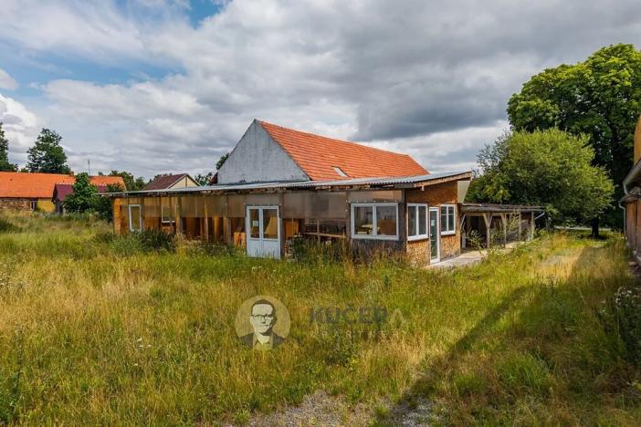 Prodej rodinného domu, Velká Chmelištná, 550 m2