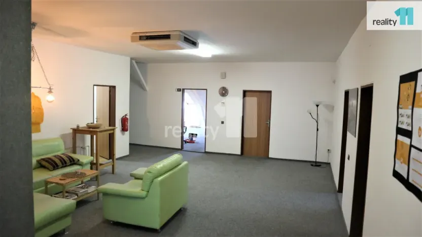 Prodej činžovního domu, Ostrava - Přívoz, Rovná, 1620 m2