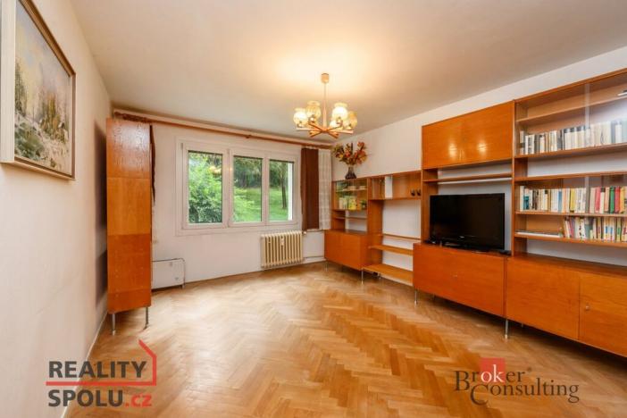 Prodej bytu 2+1, Plzeň - Doubravka, Ke Špitálskému lesu, 58 m2