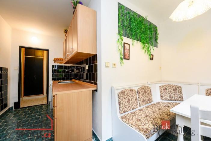 Prodej bytu 2+1, Plzeň - Doubravka, Ke Špitálskému lesu, 58 m2