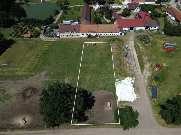 Prodej pozemku pro bydlení, Pištín, 1813 m2