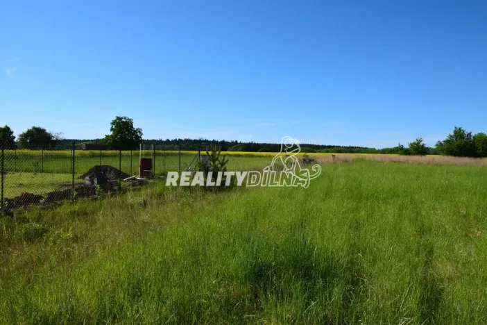 Prodej pozemku pro bydlení, Zlatá, 900 m2