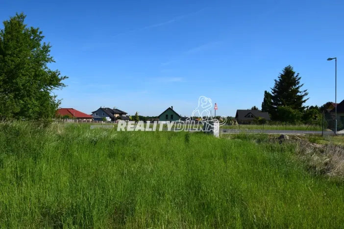 Prodej pozemku pro bydlení, Zlatá, 900 m2