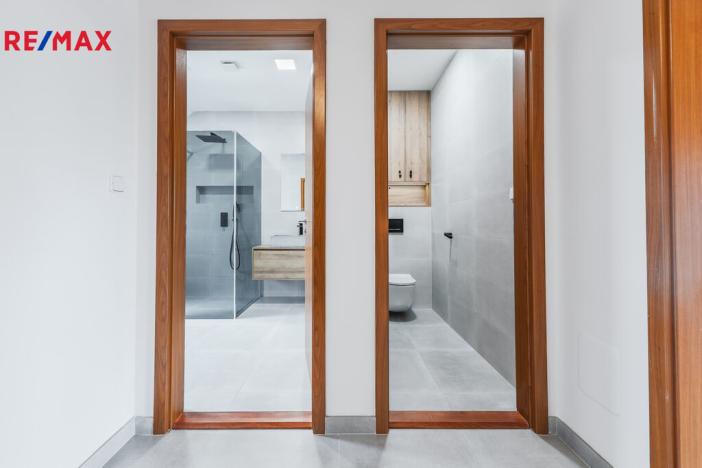 Pronájem bytu 2+kk, Praha - Dolní Chabry, U jízdárny, 82 m2