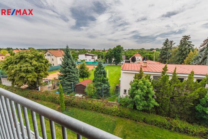 Pronájem bytu 2+kk, Praha - Dolní Chabry, U jízdárny, 82 m2