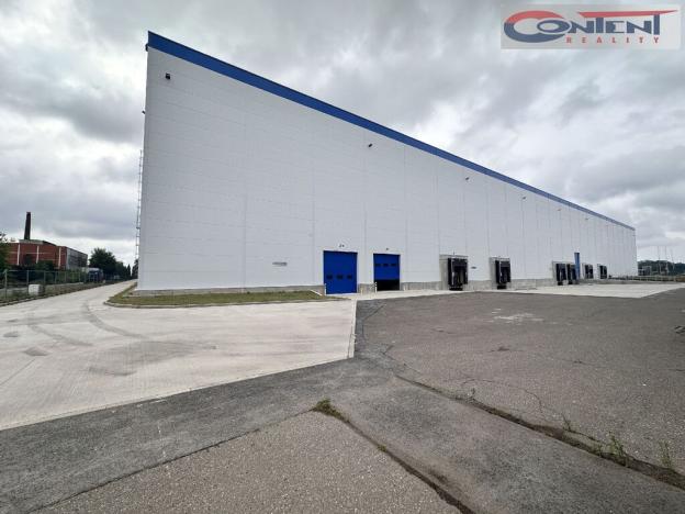 Pronájem skladu, Hradec Králové - Plotiště nad Labem, Náchodská, 7018 m2