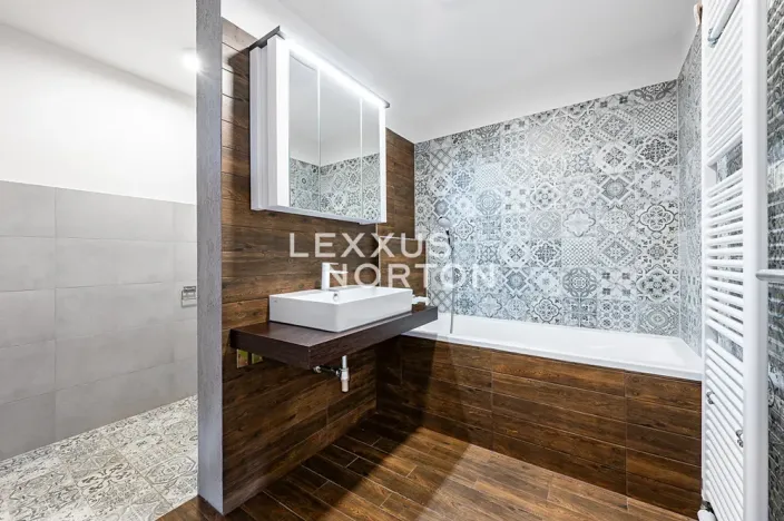 Pronájem bytu 4+kk, Praha - Vysočany, Strnadových, 119 m2