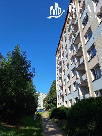 Prodej bytu 2+1, Krupka - Maršov, Karla Čapka, 60 m2