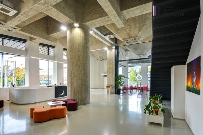 Pronájem kanceláře, Zlín - Prštné, třída Tomáše Bati, 35 m2