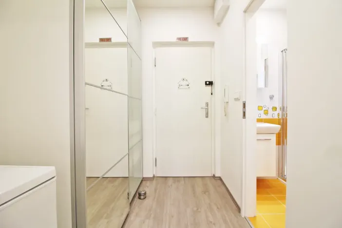 Pronájem bytu 1+kk, Brno - Lesná, Halasovo náměstí, 23 m2