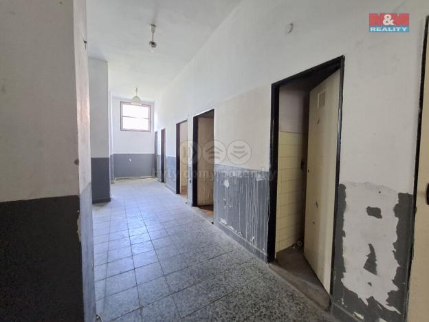 Pronájem obchodního prostoru, Klášterec nad Ohří - Miřetice u Klášterce nad Ohří, 17. listopadu, 828 m2