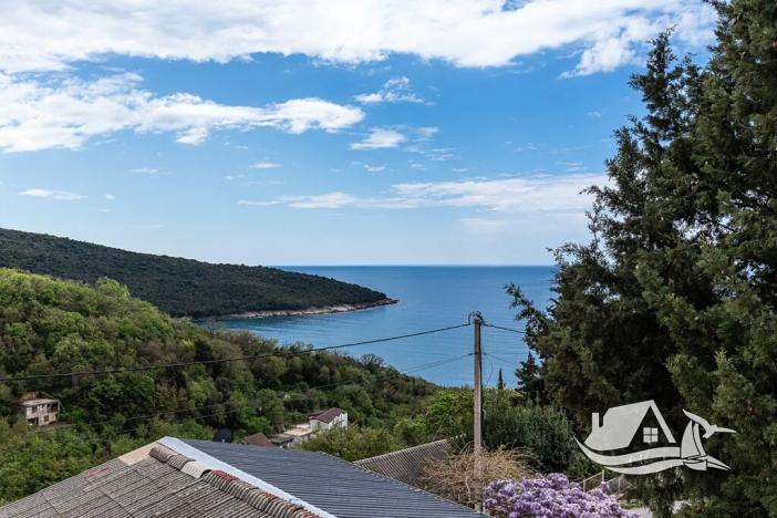 Prodej rodinného domu, Kruče, Černá Hora, 210 m2