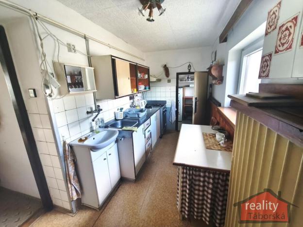 Prodej rodinného domu, Křenice, Na Obci, 100 m2