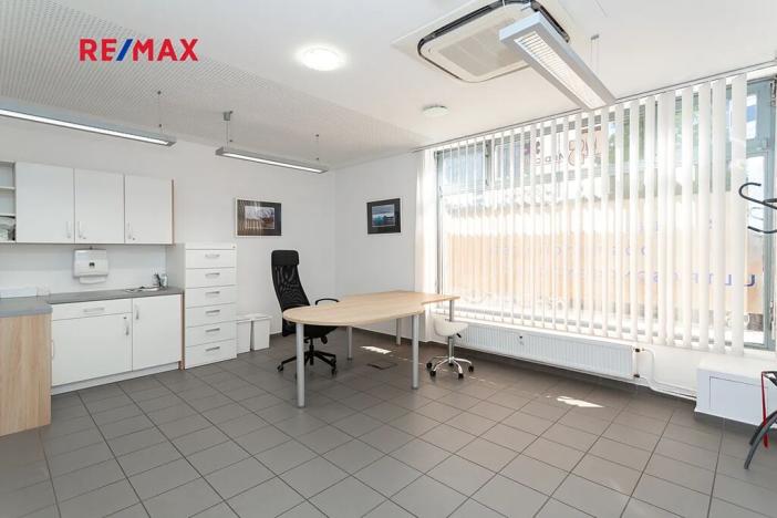 Pronájem ordinace, Praha - Nusle, Hradeckých, 83 m2