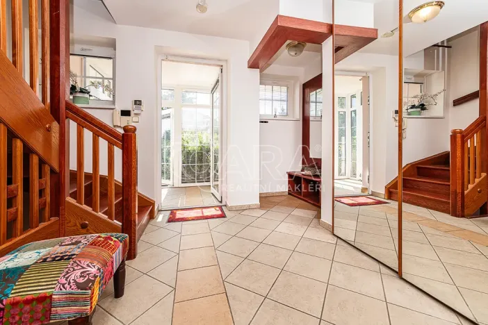 Prodej rodinného domu, Praha - Stodůlky, Průhonek, 350 m2