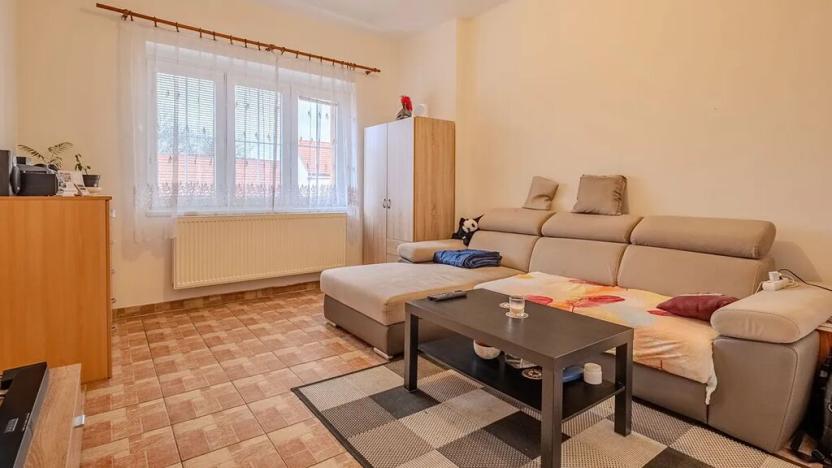 Prodej vícegeneračního domu, Sadská, Husova, 306 m2