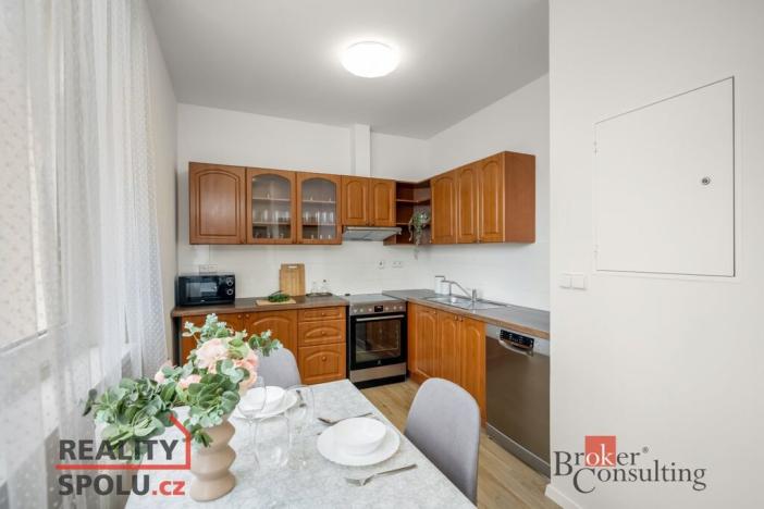 Prodej bytu 3+1, Praha - Modřany, Mráčkova, 62 m2