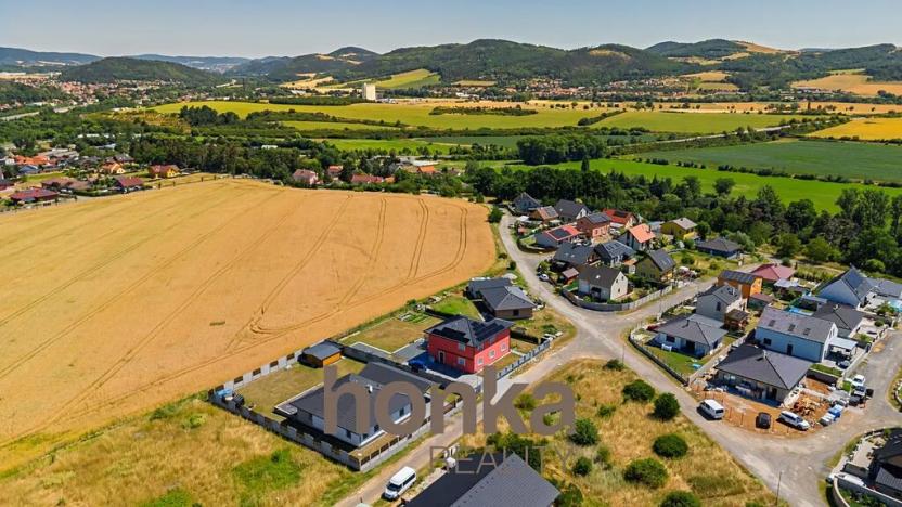 Prodej pozemku pro bydlení, Bavoryně, 1162 m2