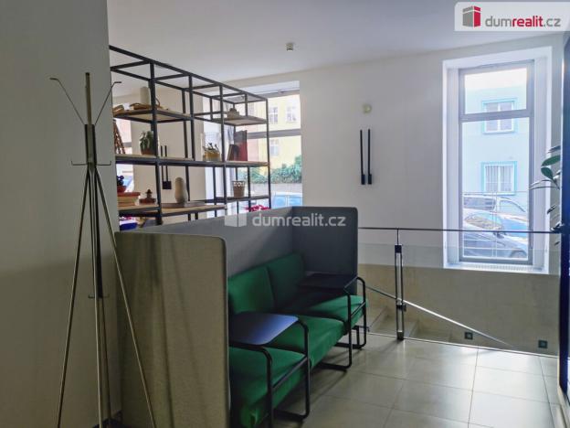 Pronájem kanceláře, Praha, Žerotínova, 21 m2