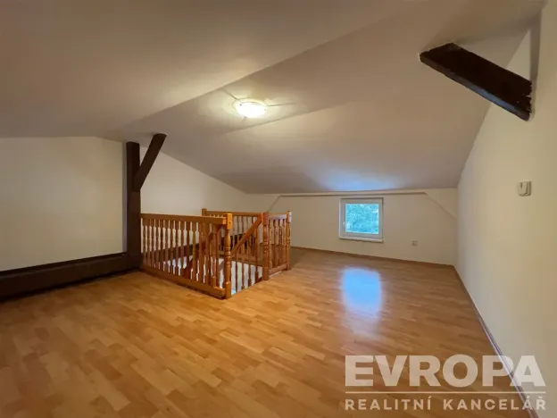 Prodej komerční nemovitosti, Vrchlabí, Dělnická, 177 m2