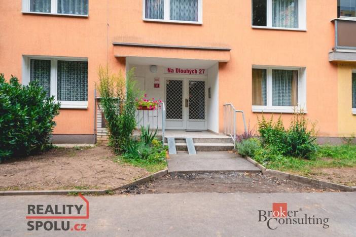 Pronájem bytu 1+kk, Plzeň - Doubravka, Na Dlouhých, 19 m2