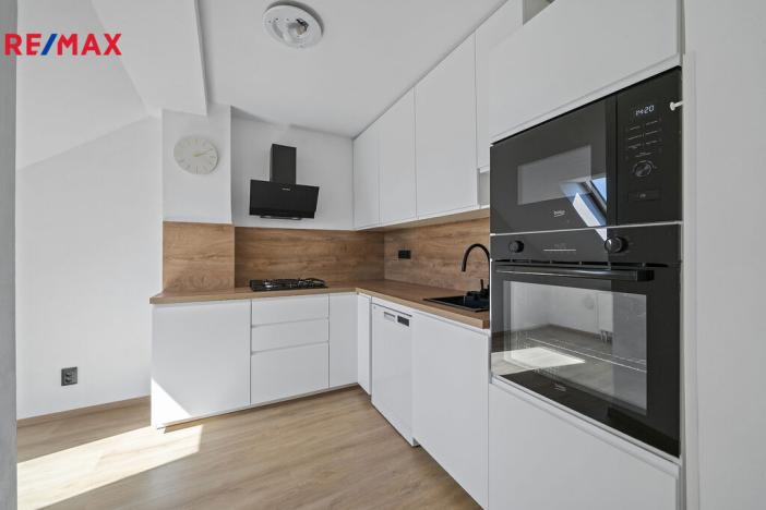 Prodej bytu 3+kk, Hradec Králové, Průmyslová, 60 m2