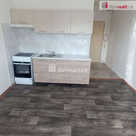Pronájem bytu 1+1, Děčín - Děčín III-Staré Město, Oblouková, 36 m2