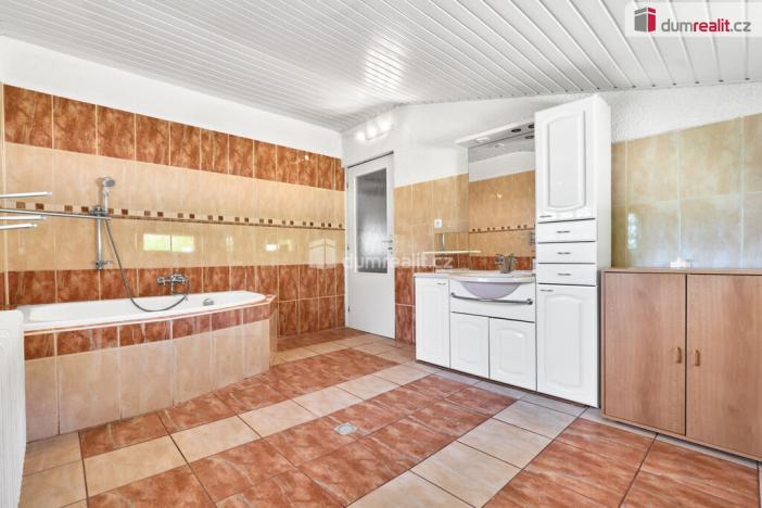 Prodej rodinného domu, Nejdek - Tisová, 230 m2