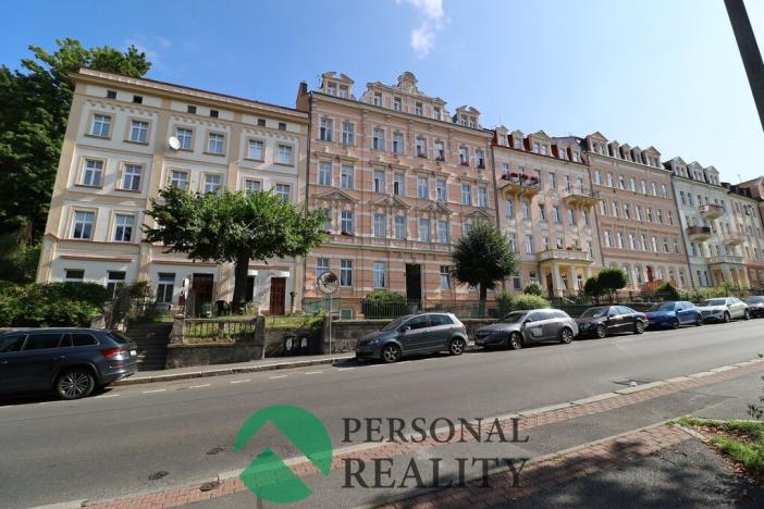Pronájem bytu 2+kk, Karlovy Vary, Na Vyhlídce, 78 m2