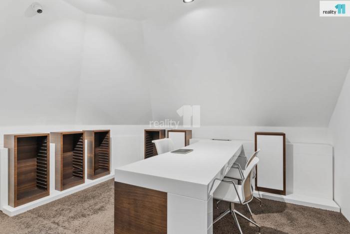 Prodej kanceláře, Liberec - Liberec XXV-Vesec, Lomová, 377 m2