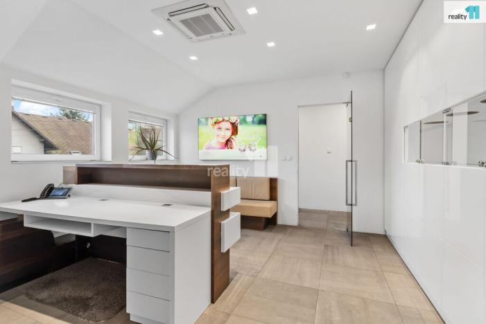 Prodej kanceláře, Liberec - Liberec XXV-Vesec, Lomová, 377 m2