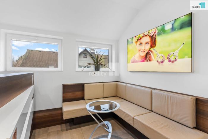 Prodej kanceláře, Liberec - Liberec XXV-Vesec, Lomová, 377 m2