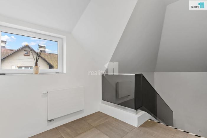 Prodej kanceláře, Liberec - Liberec XXV-Vesec, Lomová, 377 m2