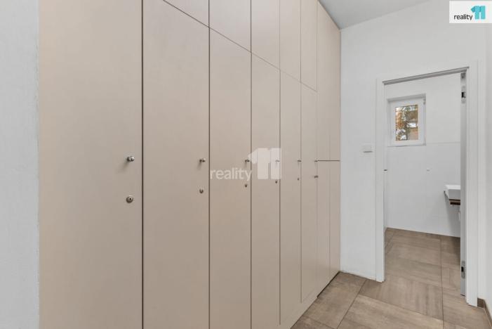 Prodej kanceláře, Liberec - Liberec XXV-Vesec, Lomová, 377 m2