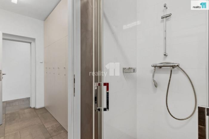 Prodej kanceláře, Liberec - Liberec XXV-Vesec, Lomová, 377 m2