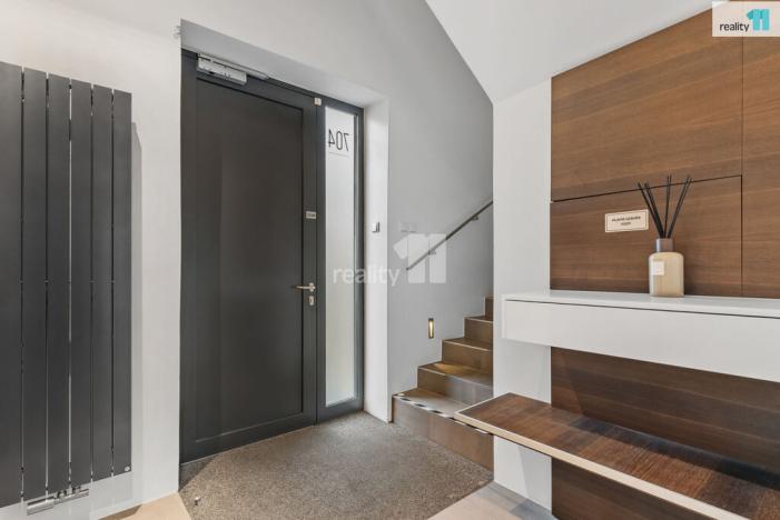 Prodej kanceláře, Liberec - Liberec XXV-Vesec, Lomová, 377 m2