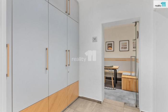 Prodej kanceláře, Liberec - Liberec XXV-Vesec, Lomová, 377 m2