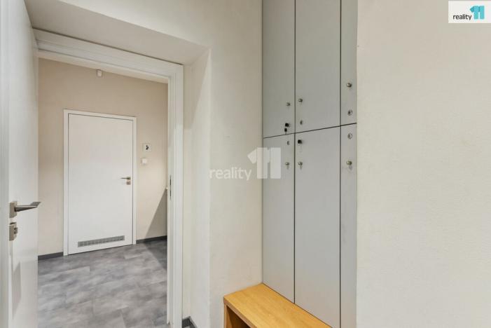 Prodej kanceláře, Liberec - Liberec XXV-Vesec, Lomová, 377 m2