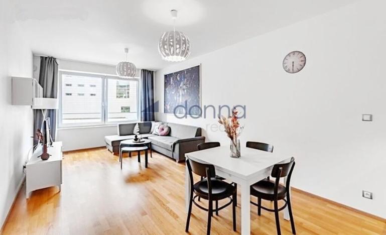 Pronájem bytu 2+kk, Praha, Rubešova, 63 m2